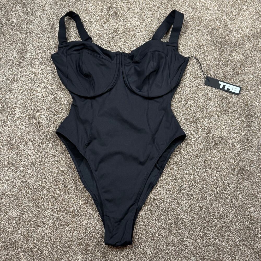 TA3 Lifty Sculpting Shapewear Swimsuit Medium Reg/Long H/I Cup Hi-Cut $188 Black